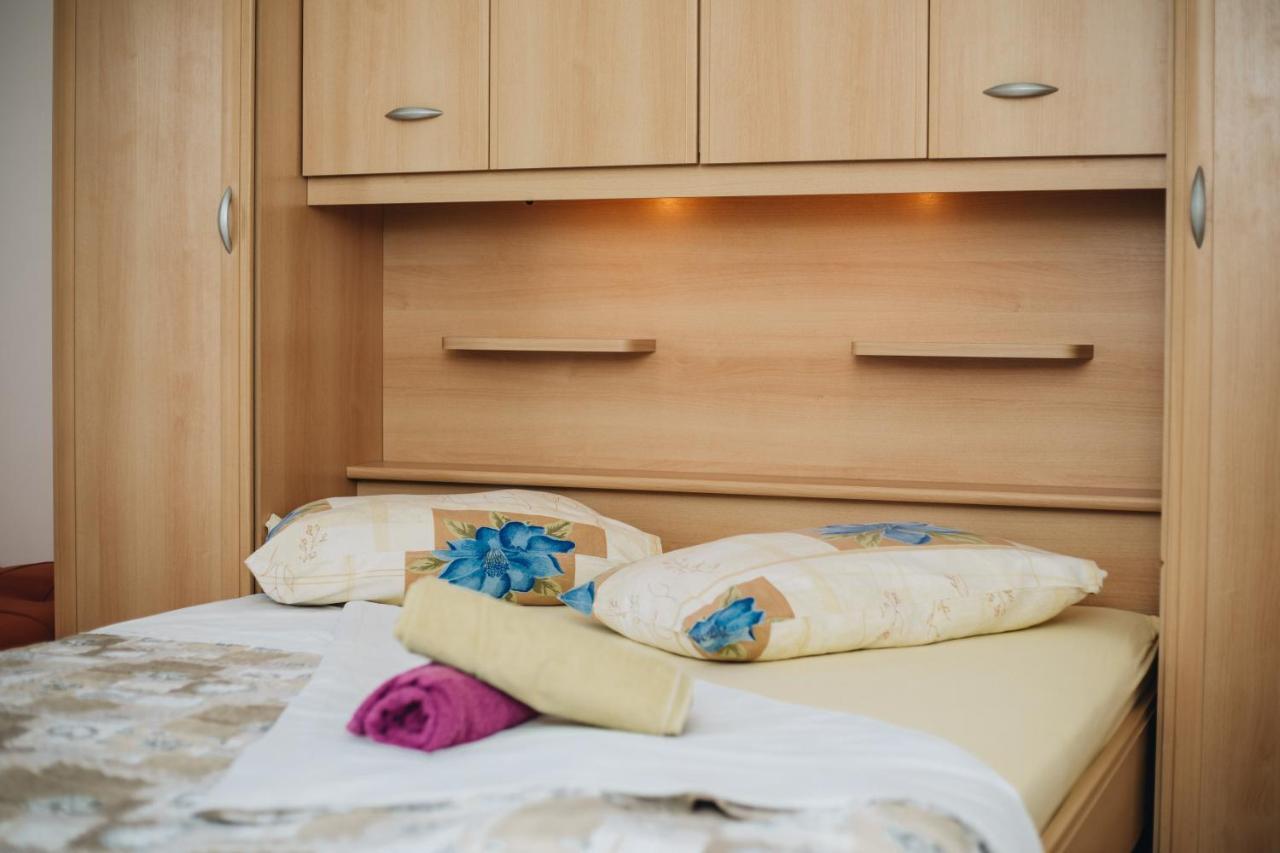 Apartments Mateo بريلا المظهر الخارجي الصورة