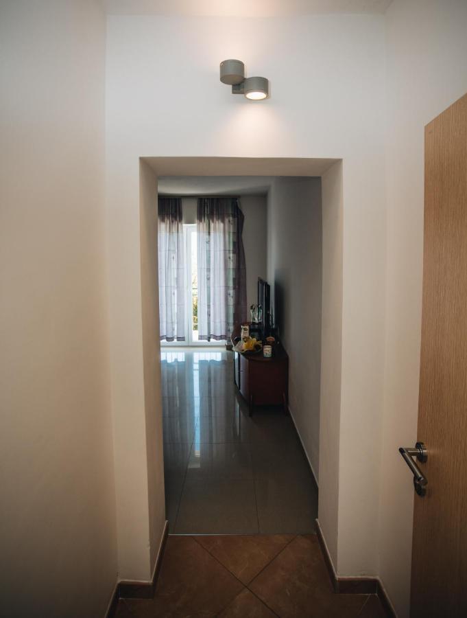 Apartments Mateo بريلا المظهر الخارجي الصورة