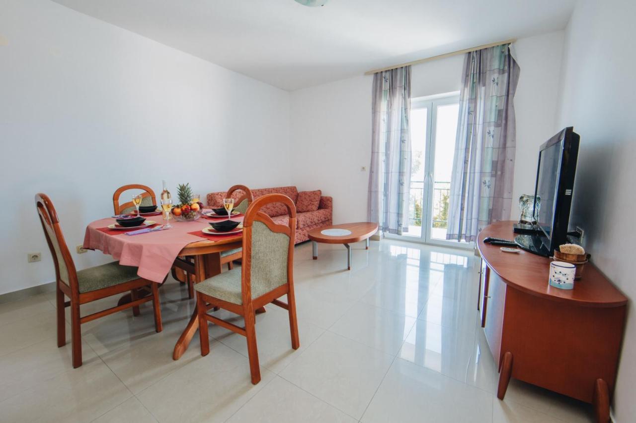 Apartments Mateo بريلا المظهر الخارجي الصورة